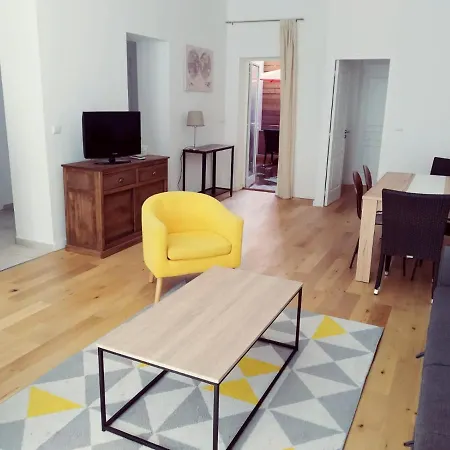 Apartment F3 Plein Centre, Refait A Neuf, 50 M Des Plages Saint-Raphael (Var)