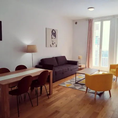 F3 Plein Centre, Refait A Neuf, 50 M Des Plages Apartment Saint-Raphael (Var)